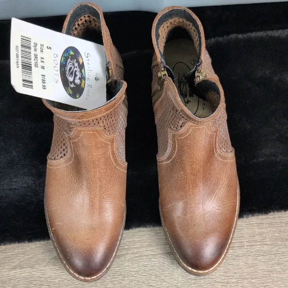 Sterling River Ankle Boots Women 8.5 Brown‎ Perforated Leather New
